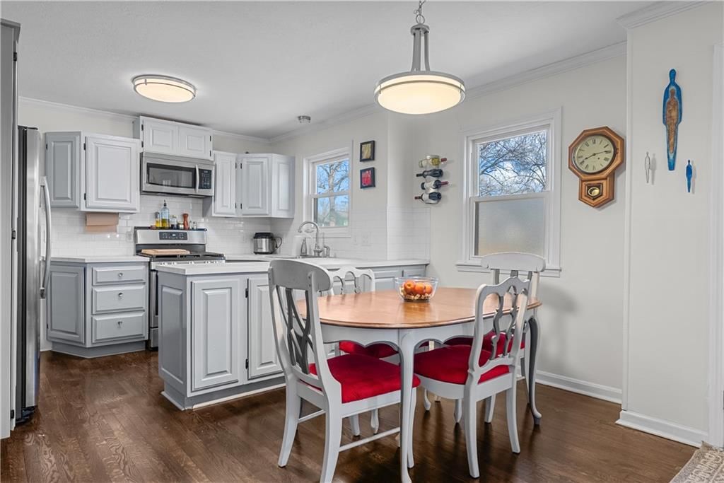 5526 Linden Street — photo 8