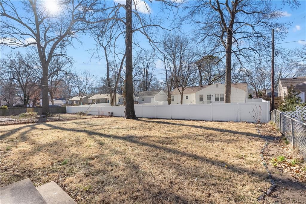 5526 Linden Street — photo 30
