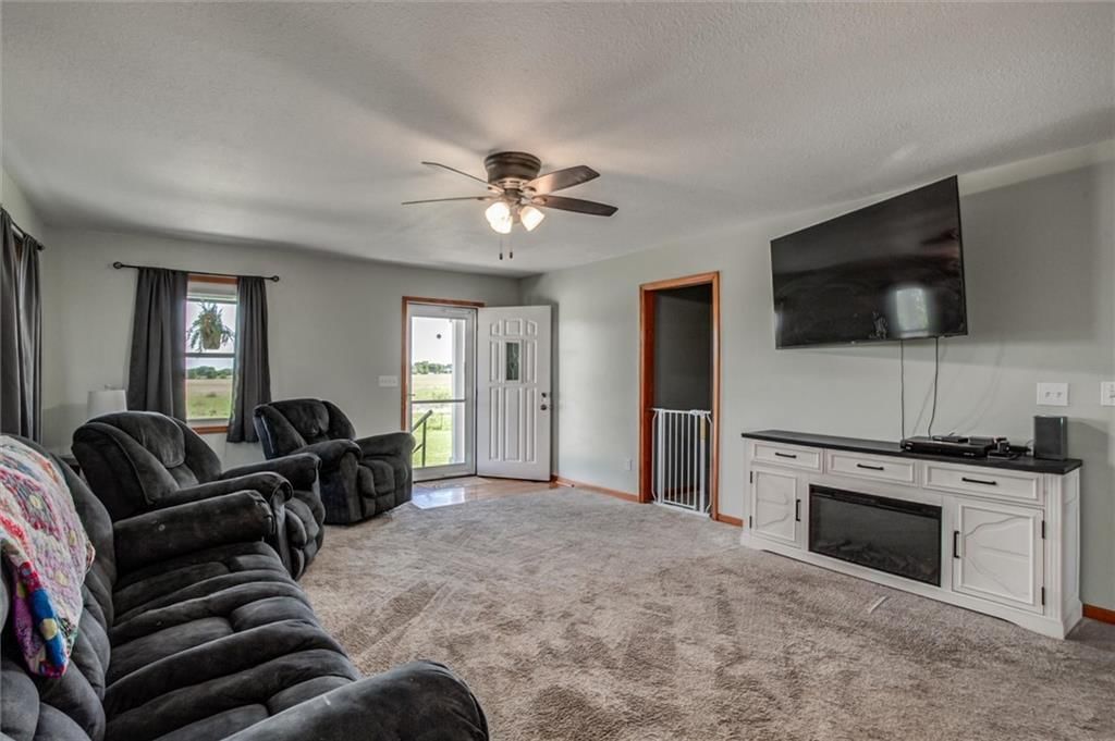 2511 NE County Road 13514 N/A — photo 10
