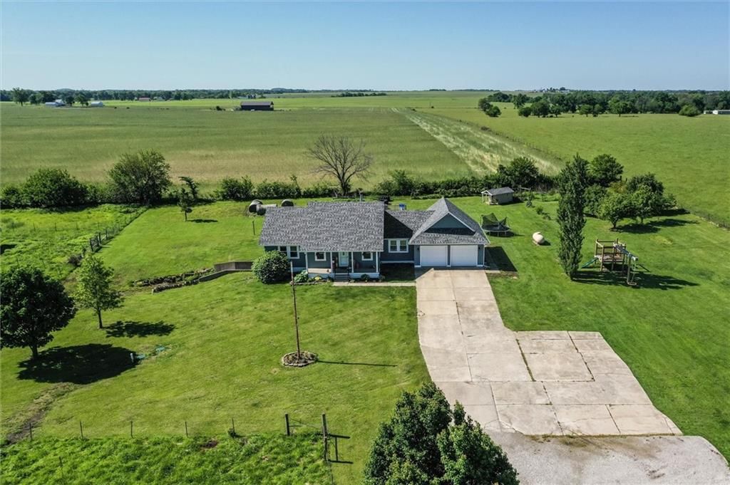 2511 NE County Road 13514 N/A — photo 40