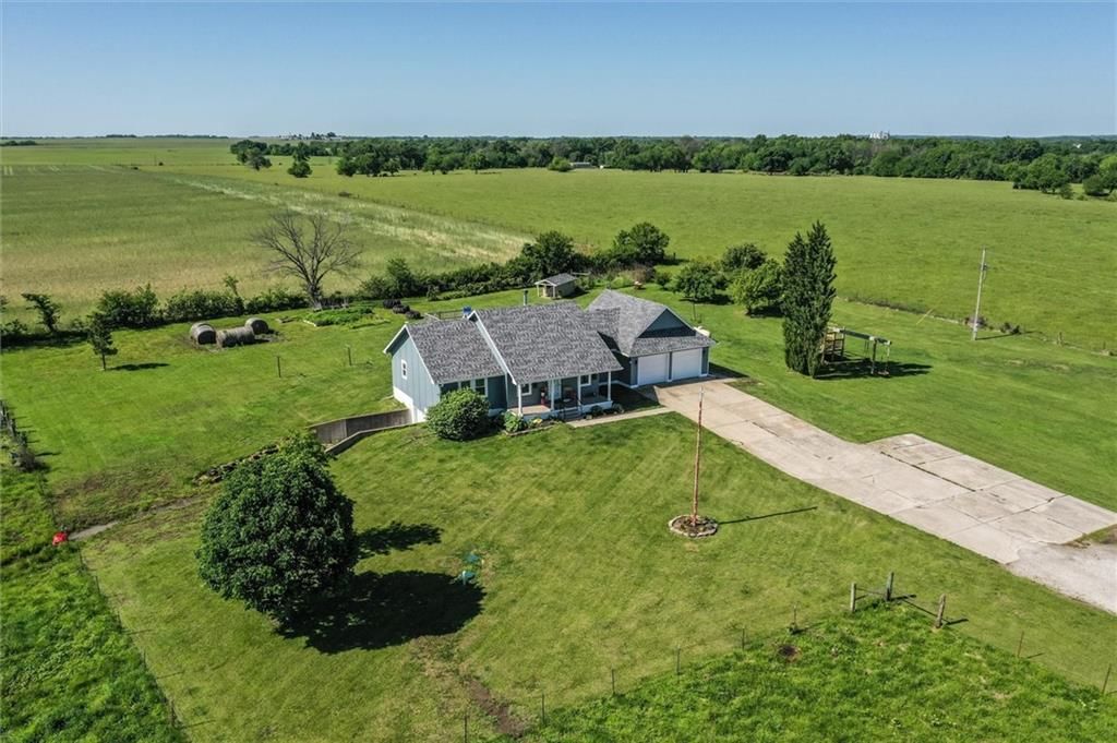 2511 NE County Road 13514 N/A — photo 41