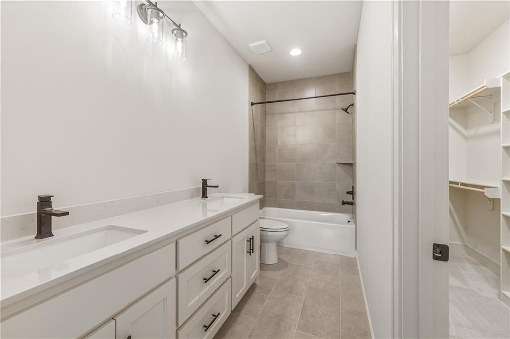 18021 Cody Street — photo 36
