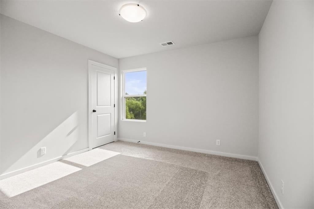 600 SW Valley Drive — photo 17