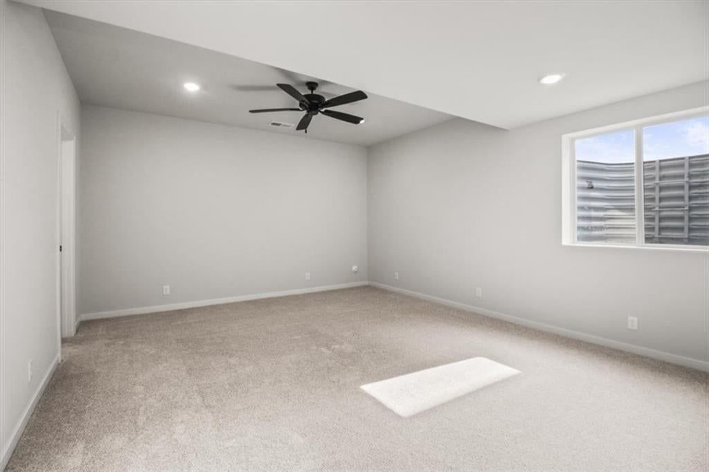 600 SW Valley Drive — photo 25