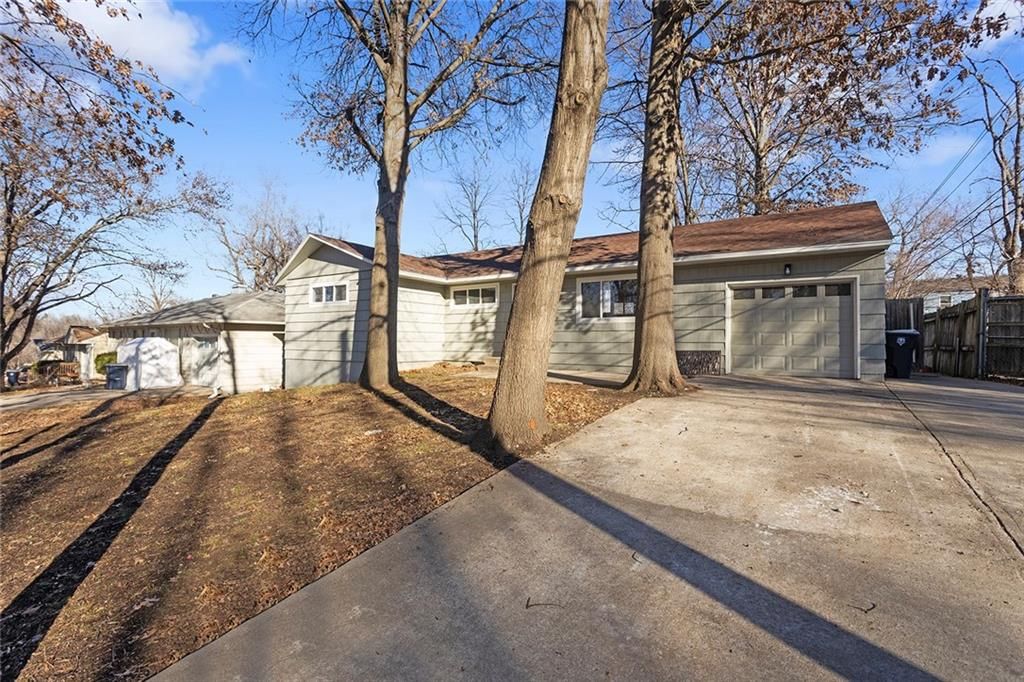 11413 Spring Valley Road — photo 2
