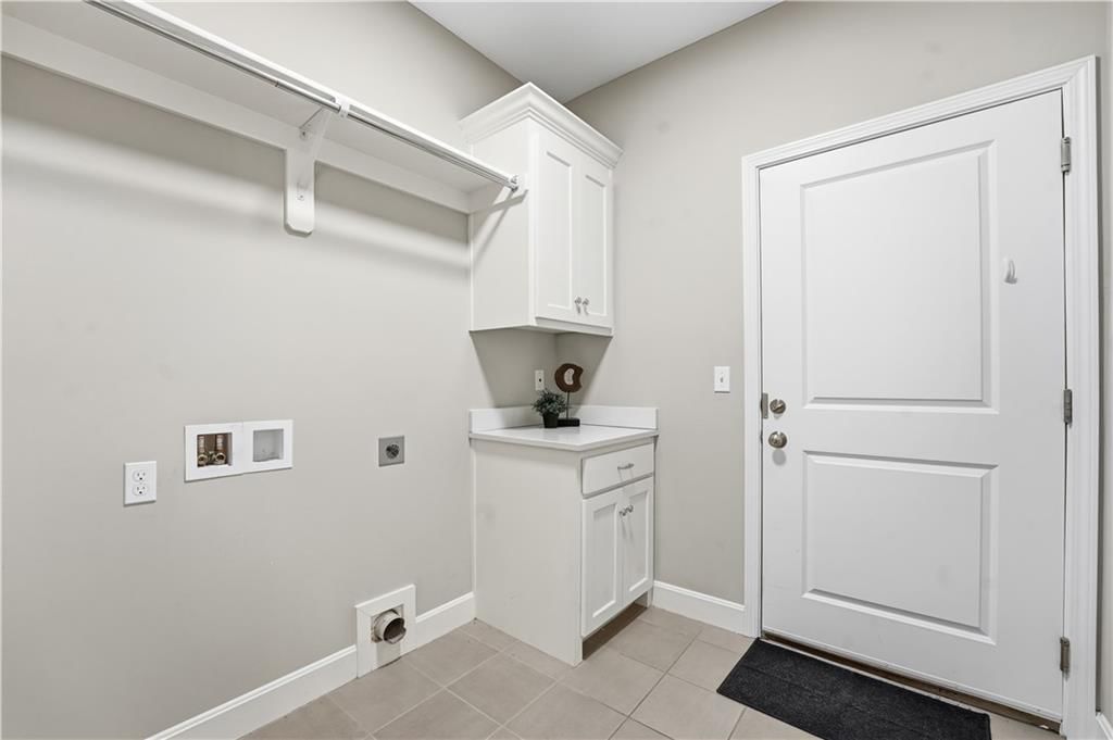 704 E 110th Terrace — photo 12