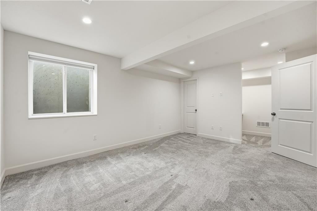 704 E 110th Terrace — photo 27