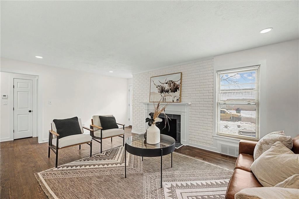 5312 W 58th Street — photo 7