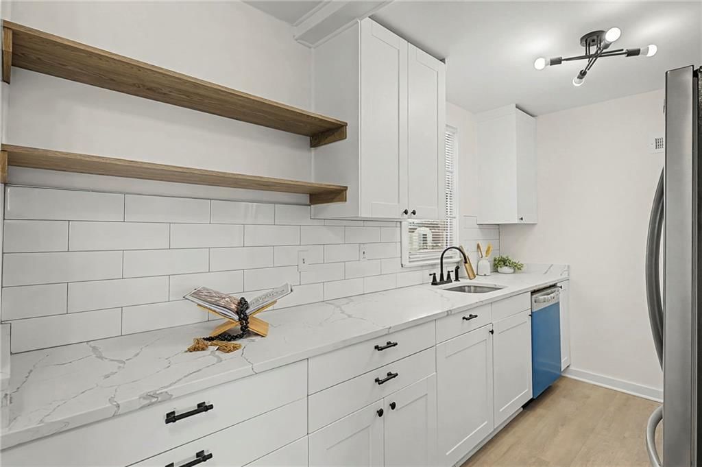 5312 W 58th Street — photo 11