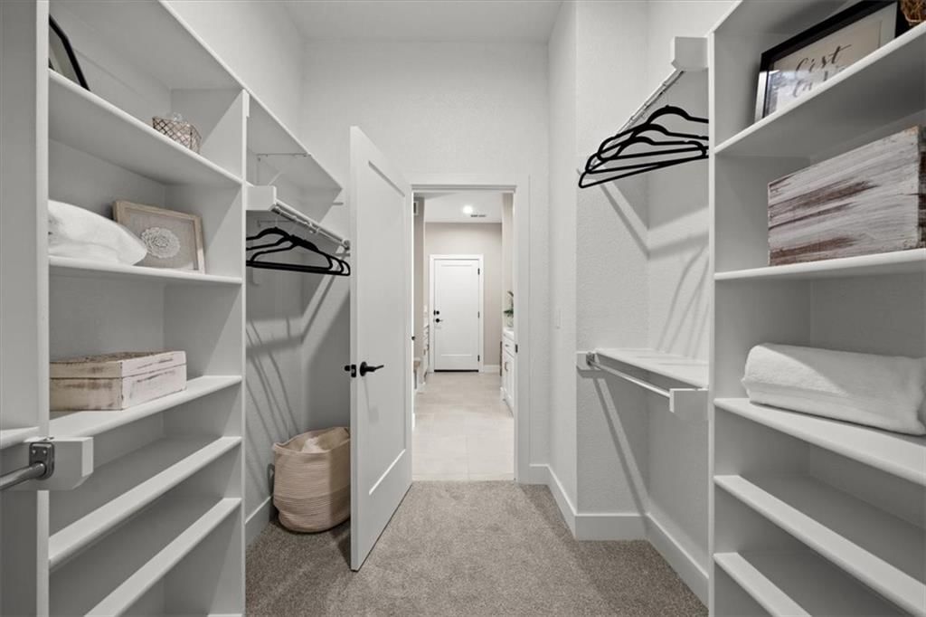 8216 Aurora Street — photo 2