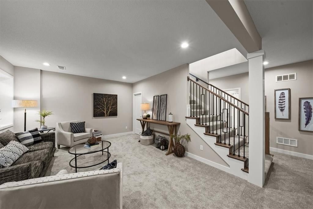 8216 Aurora Street — photo 10