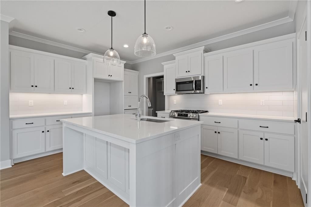8216 Aurora Street — photo 12