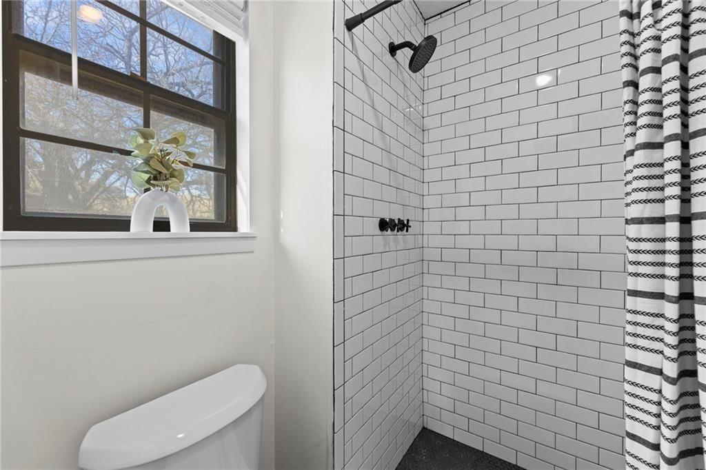 12316 W 107th Terrace — photo 21