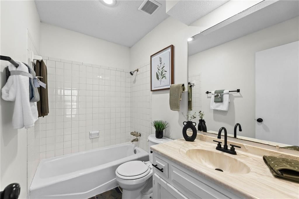 12316 W 107th Terrace — photo 25