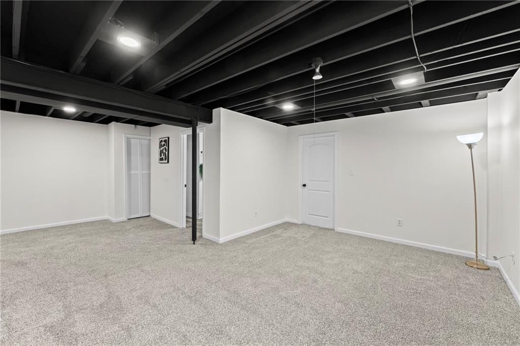 12316 W 107th Terrace — photo 32