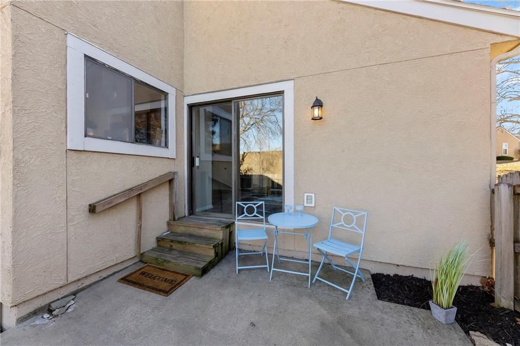 12316 W 107th Terrace — photo 36