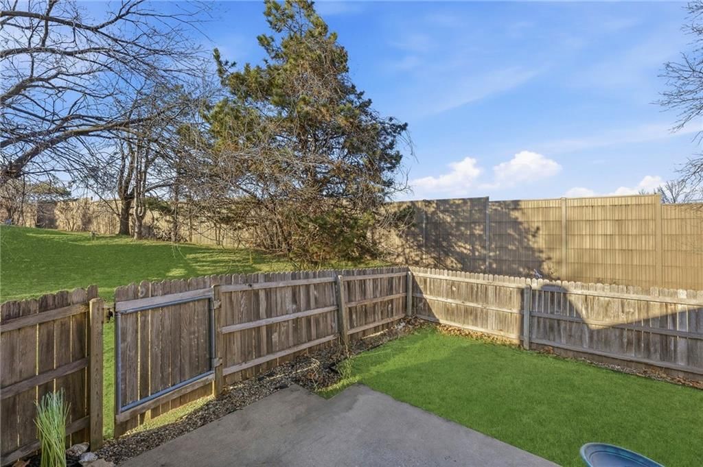 12316 W 107th Terrace — photo 38