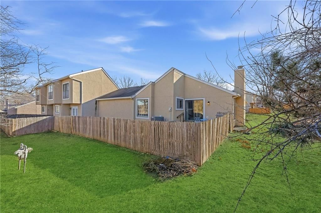 12316 W 107th Terrace — photo 39