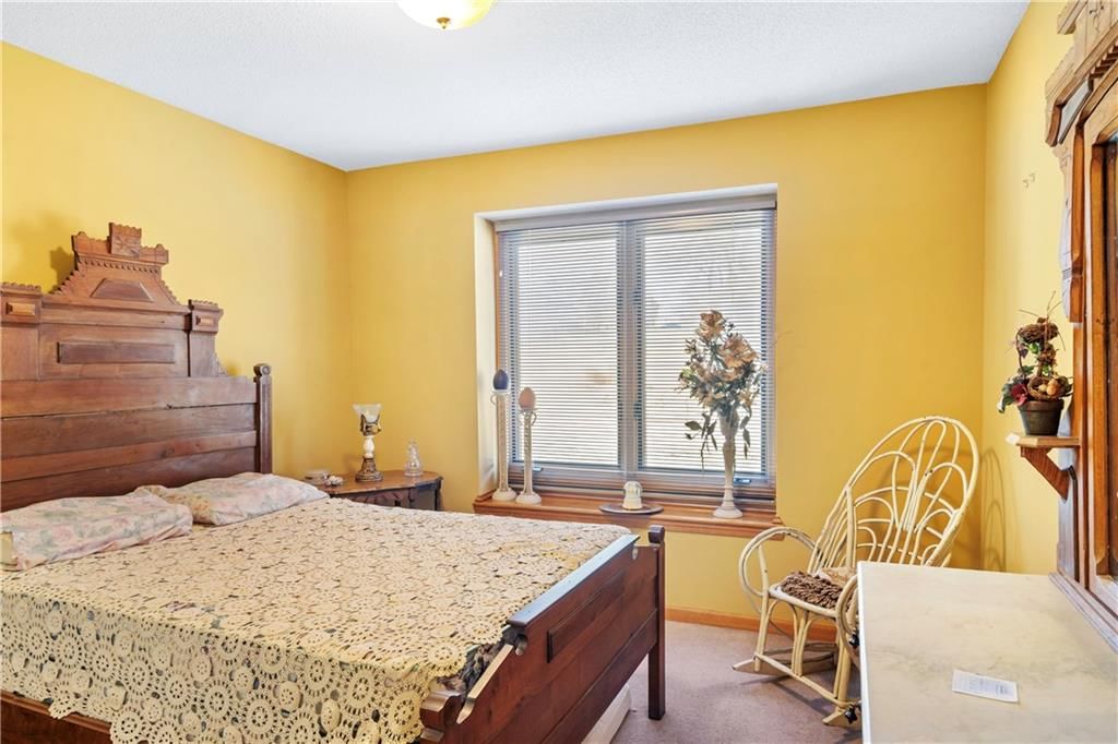905 Susan Street — photo 18