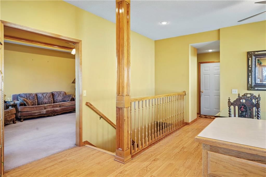 905 Susan Street — photo 22
