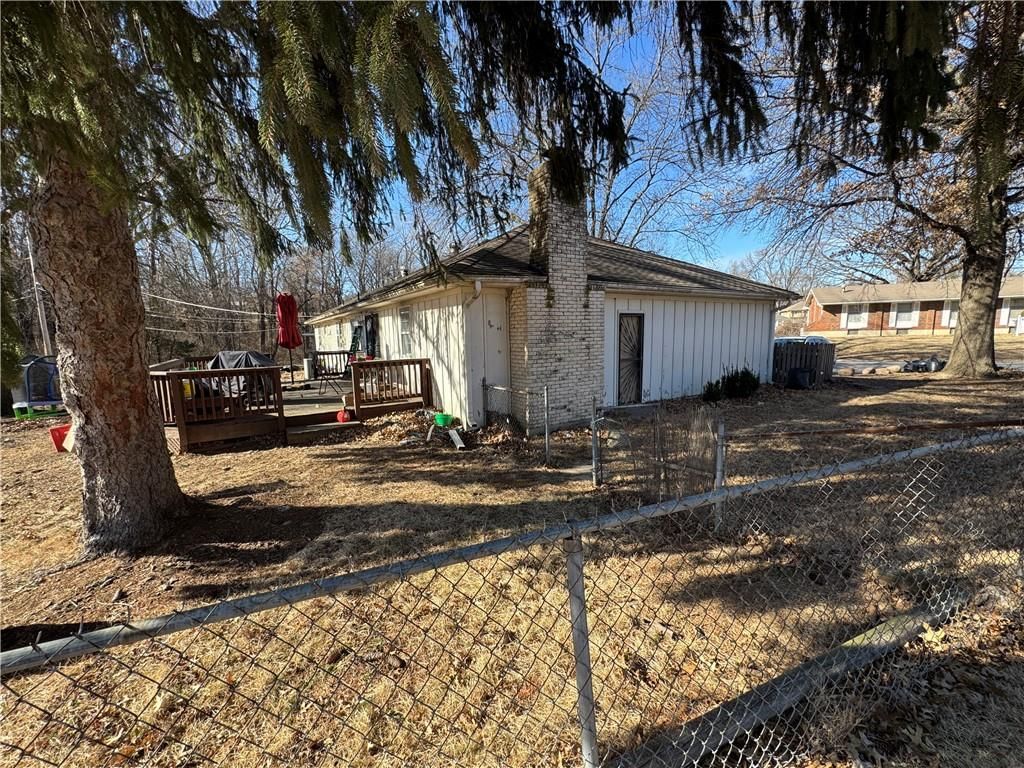5727 Nogard Avenue — photo 6