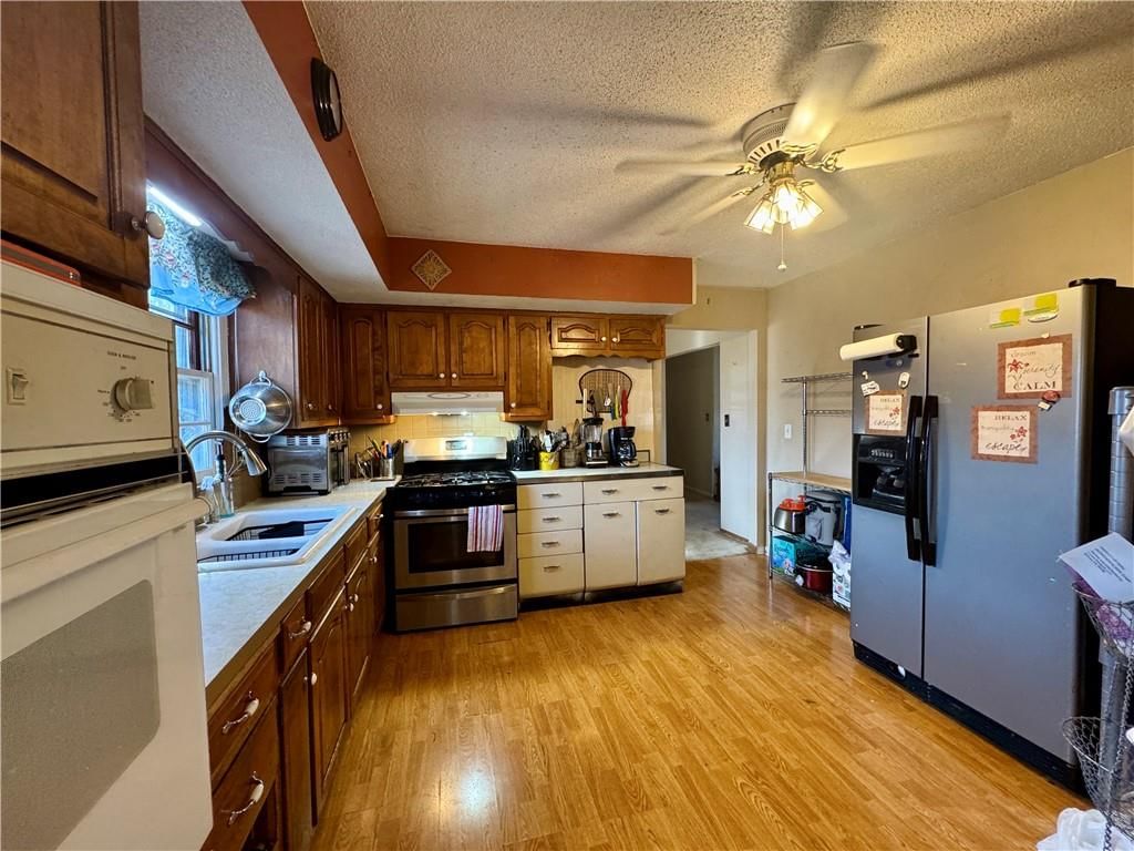 5727 Nogard Avenue — photo 11