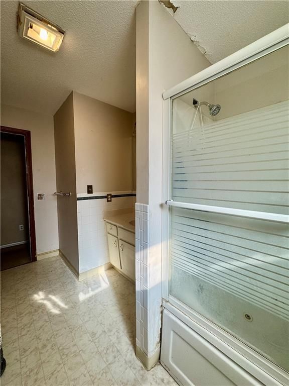 5727 Nogard Avenue — photo 17