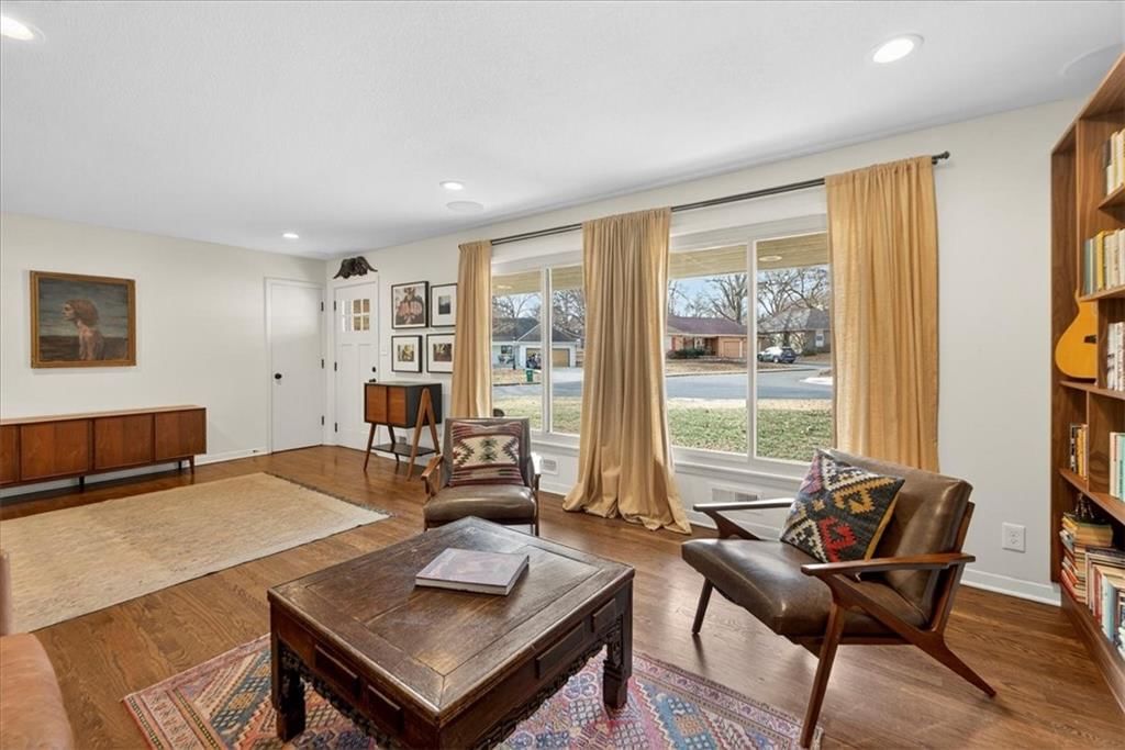 5239 Howe Drive — photo 5