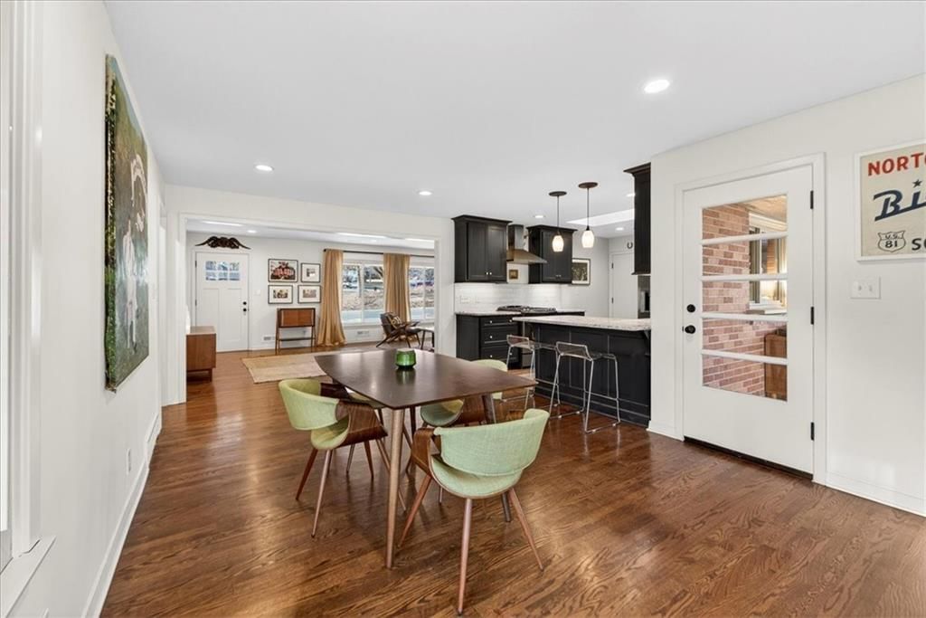 5239 Howe Drive — photo 9
