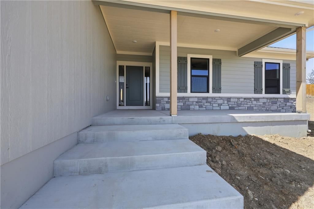 7905 Hoot Owl Street — photo 2