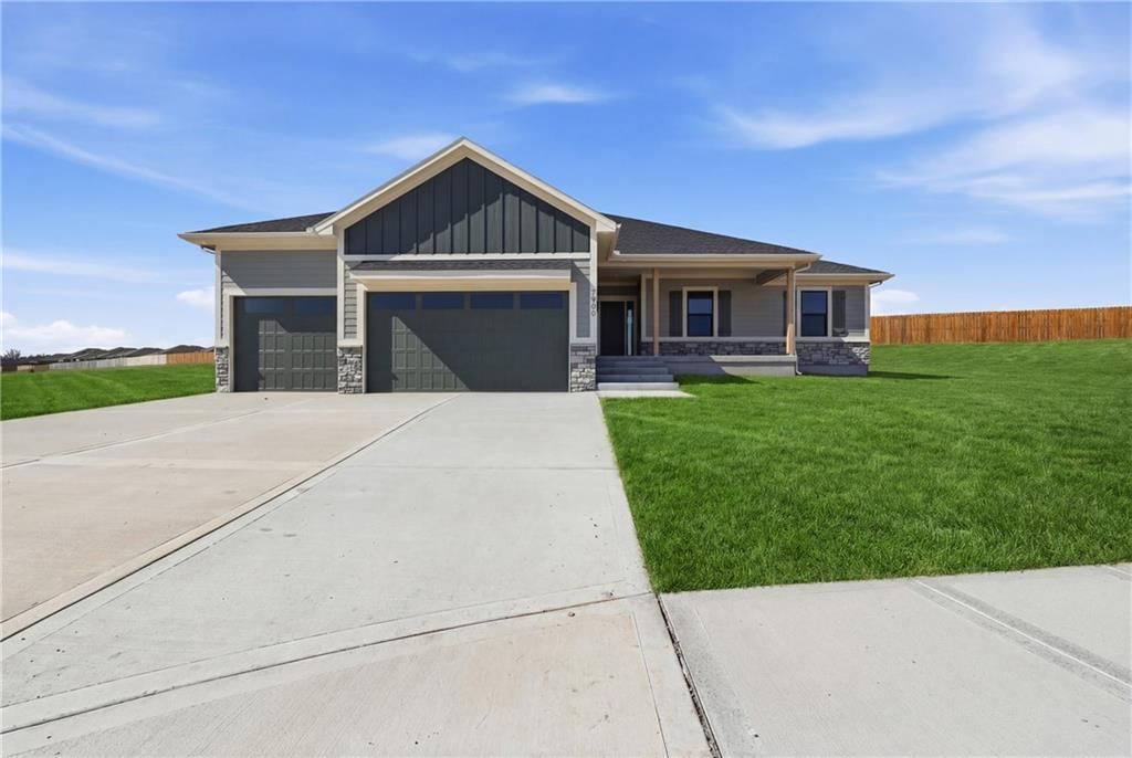 7905 Hoot Owl Street — photo 33