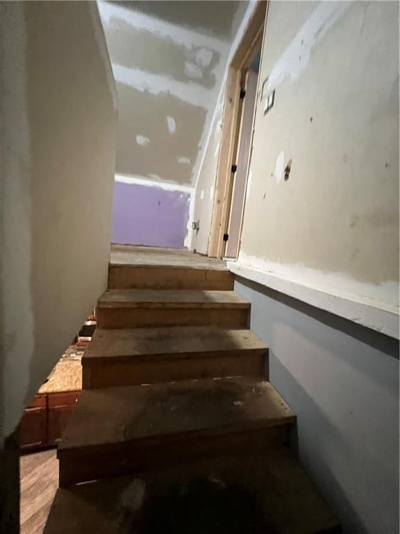 829 Reynolds Avenue — photo 15