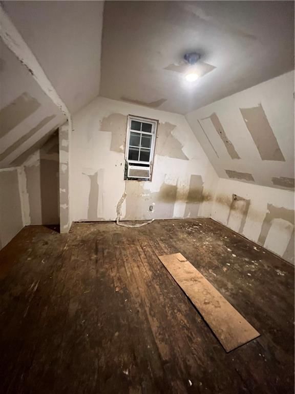 829 Reynolds Avenue — photo 18