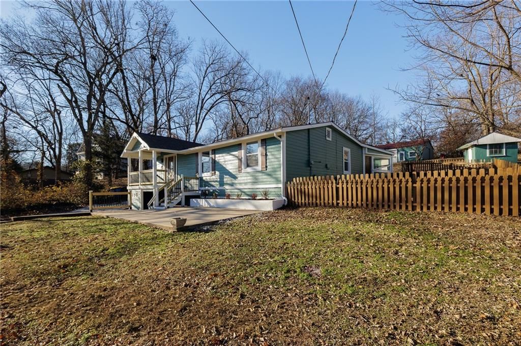 22 U Lake Shore Drive — photo 3