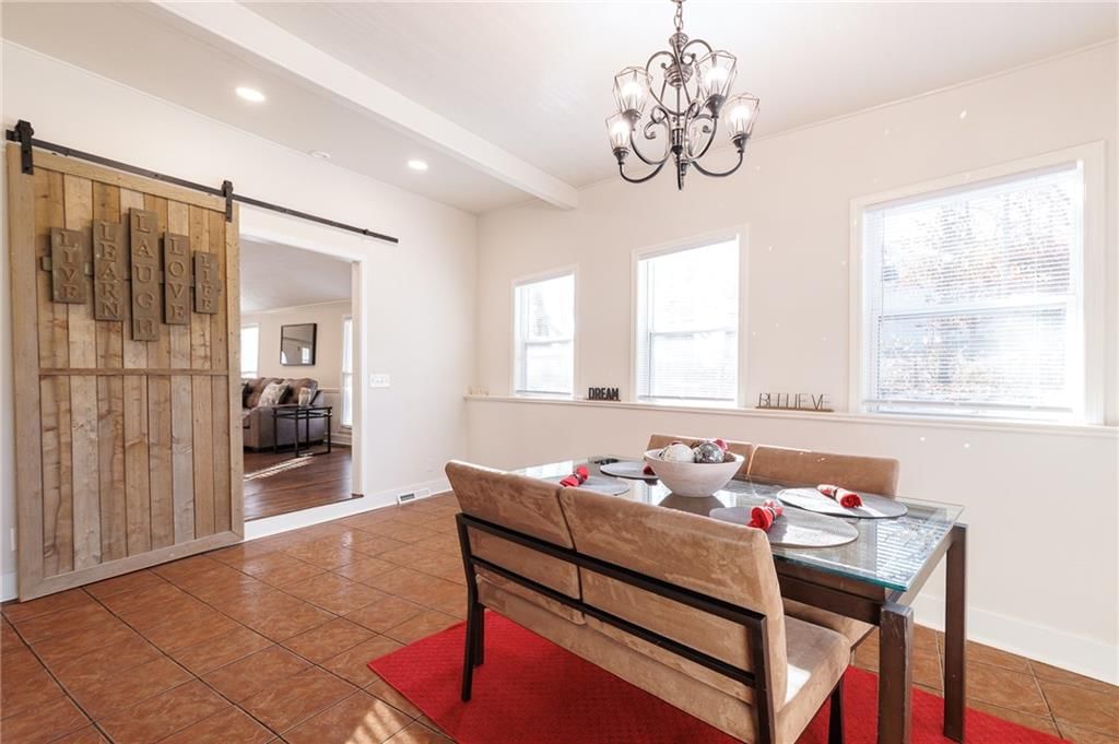 22 U Lake Shore Drive — photo 17