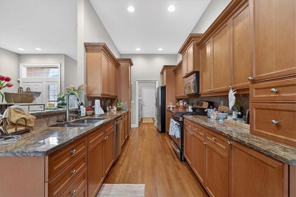 6915 W 129th Place — photo 9