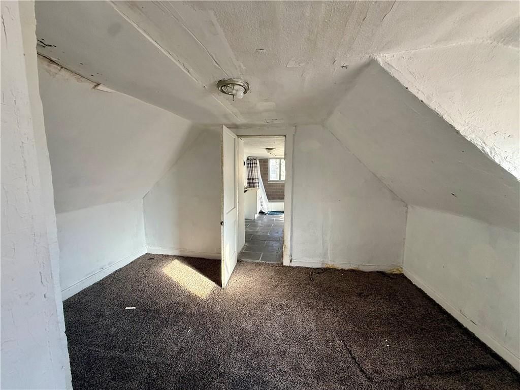 2335 Chelsea Avenue — photo 5