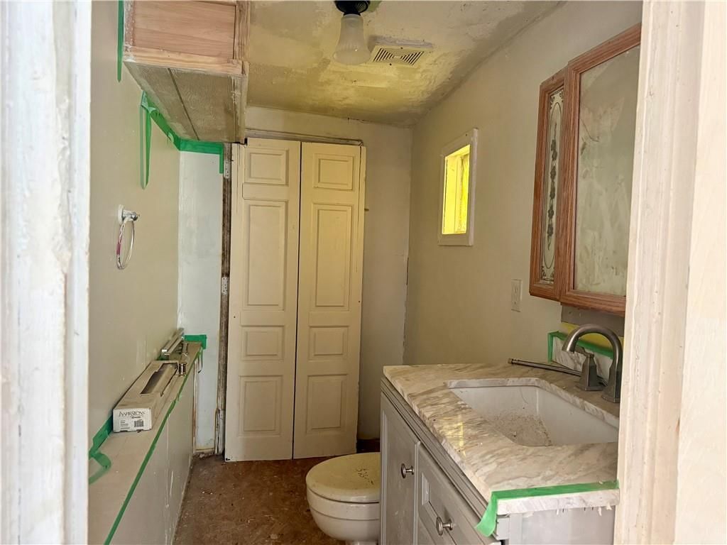 2335 Chelsea Avenue — photo 7
