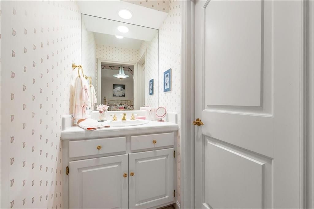 10580 S Glenview Lane — photo 35