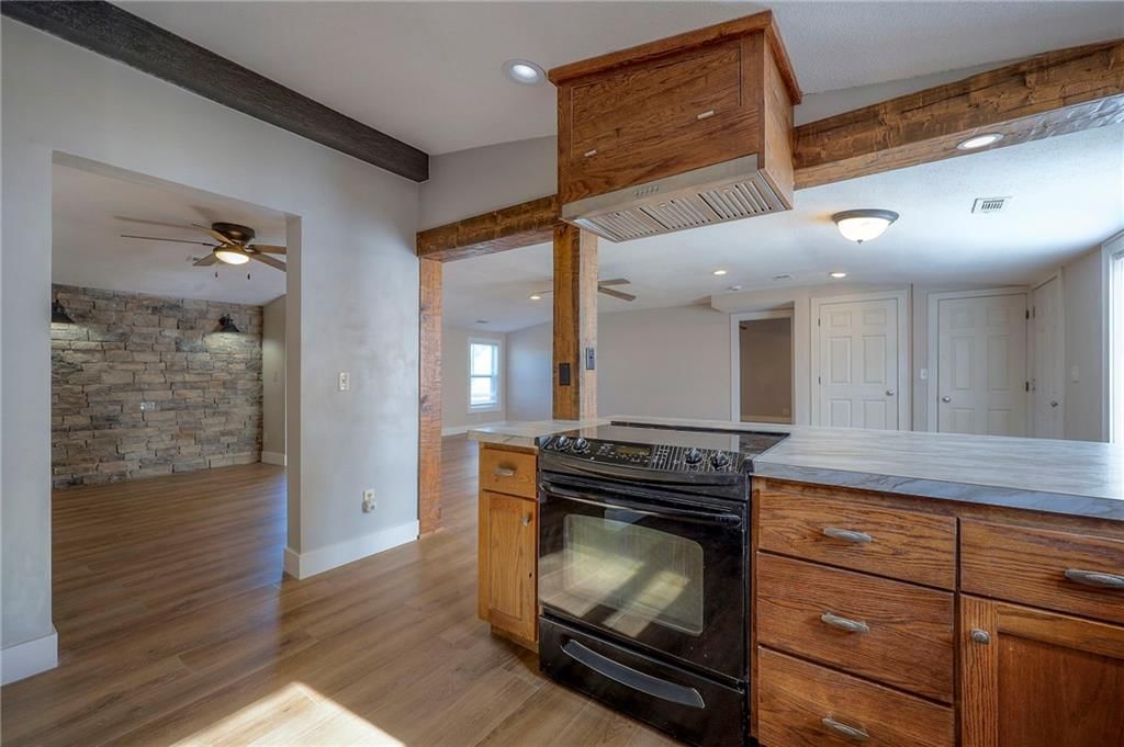 25 Newberry Drive — photo 11