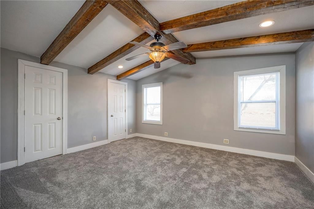25 Newberry Drive — photo 16