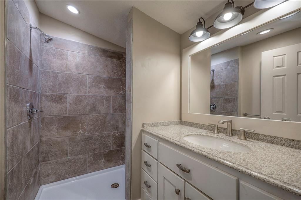 25 Newberry Drive — photo 22