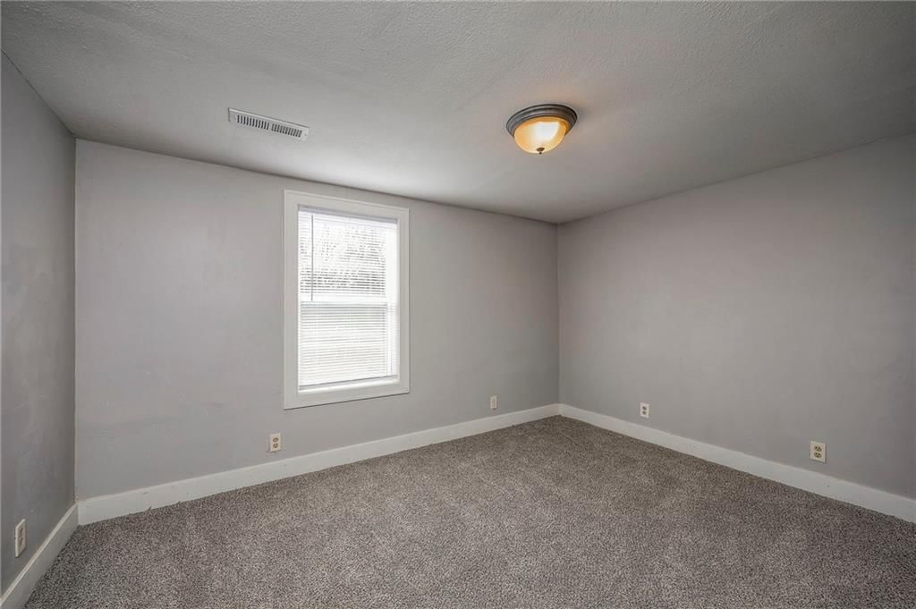 25 Newberry Drive — photo 24