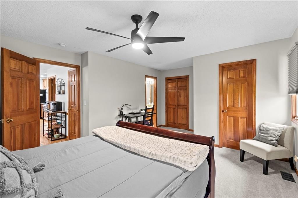 1304 S Jefferson Street — photo 17