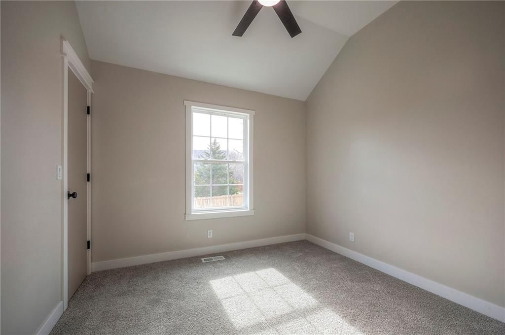 21811 W 51st Street — photo 12