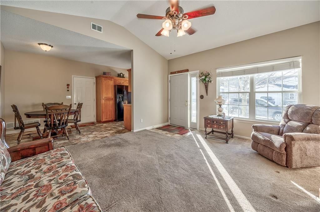 1861 Fall Creek Drive — photo 4