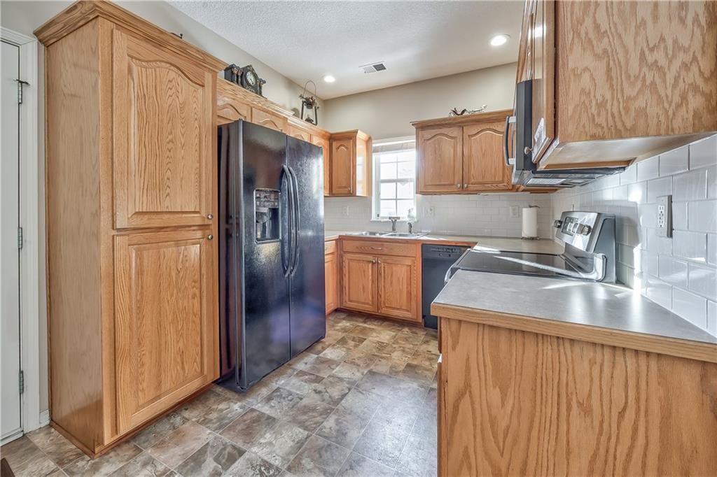 1861 Fall Creek Drive — photo 7
