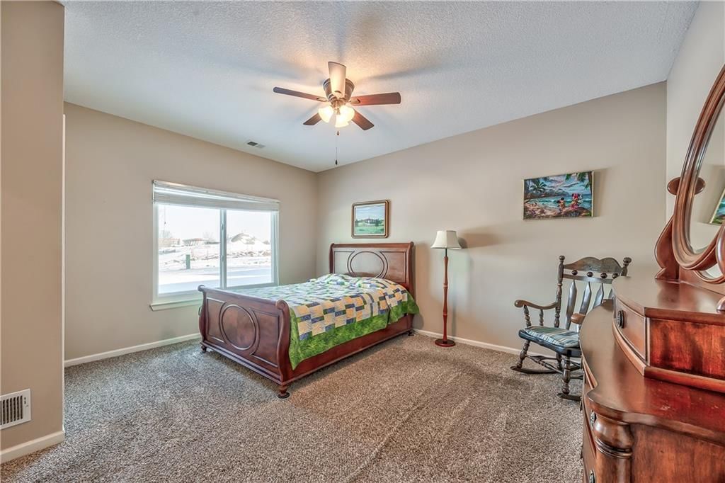 1861 Fall Creek Drive — photo 10