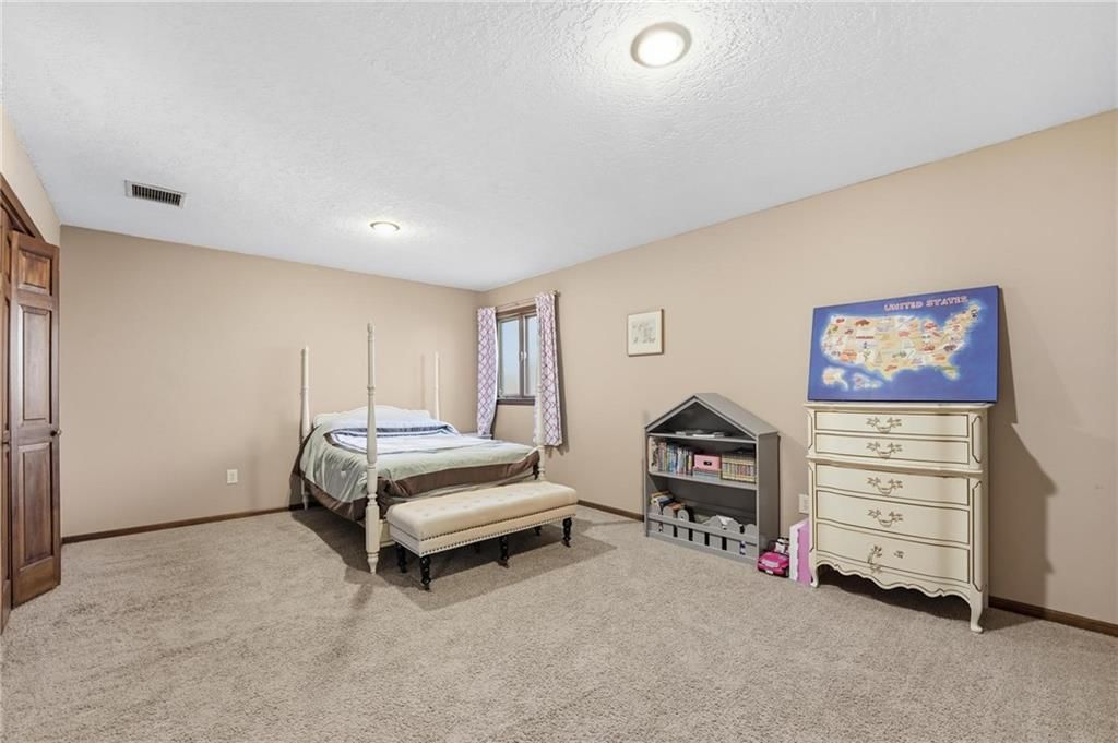 11006 W 120TH Street — photo 27
