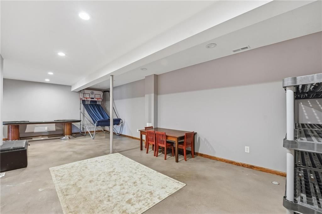 11006 W 120TH Street — photo 48